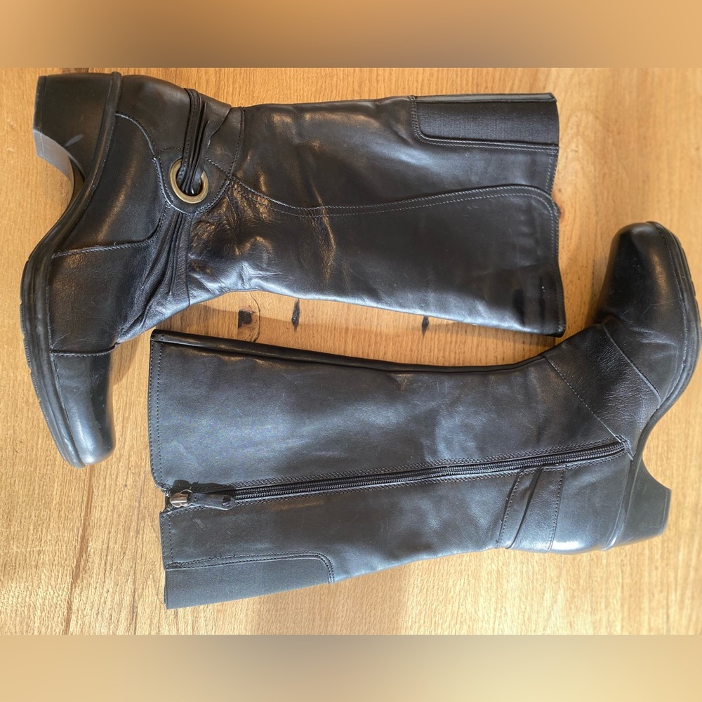 Clarks Comfortable Tall Black Leather Heeled Boot Women’s 10 Wide Preloved